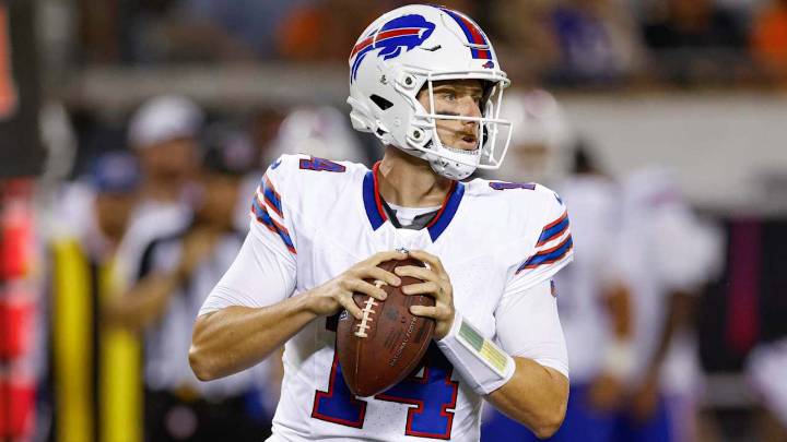 NFL news roundup: Bengals signing QBs Sean Clifford, Mike White to practice squad