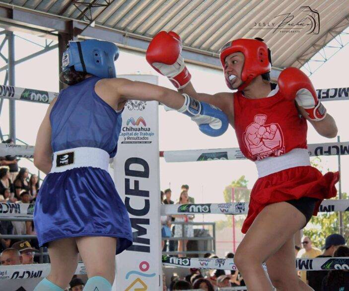 Levanta la chihuahuense Alejandra “Morena” Loya la mano rumbo al box internacional en la WCF