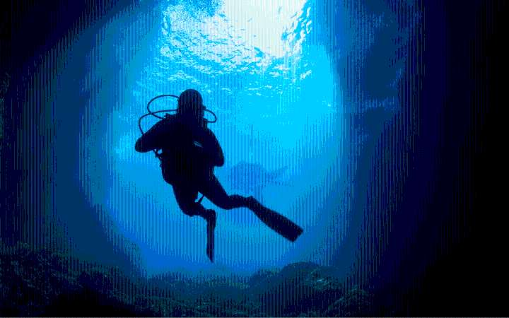 Buzos hacen historia: logran descenso en el cenote más profundo de Yucatán