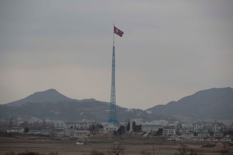 South Korea suspends anti-North Korea radio broadcasts