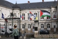 France Orders Removal Of Palestinian Flags From Town Halls