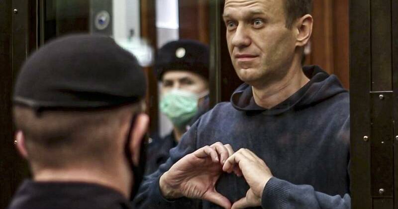 Tests show Alexei Navalny was poisoned, his wife says