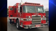 Grass fire burns near 170 Fwy in North Hollywood