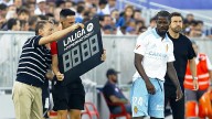 La suma de las piernas de Akouokou y Saidu y el tesoro físico del Real Zaragoza