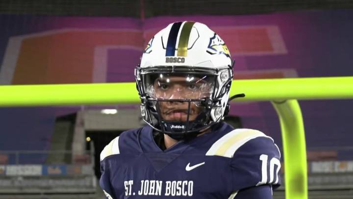 Reserve UCLA quarterback suspended after felony arrest