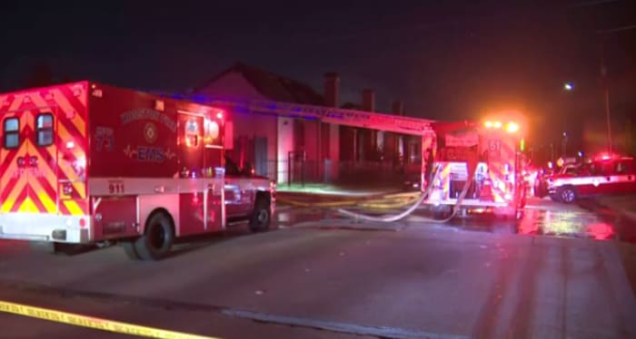 16 units burn at SW Houston apartments after bad pump in firetruck complicates response