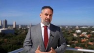 Abascal llama "terroristas callejeros" a los indultados de Zaragoza y acusa a Sánchez de "promoverlos"