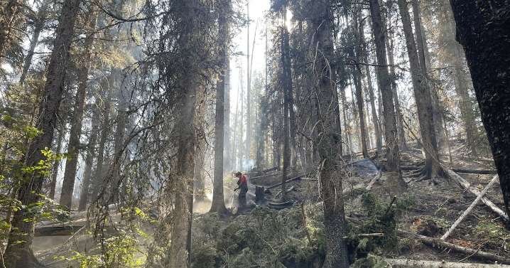 B.C. wildfires: Season extending into fall, officials say