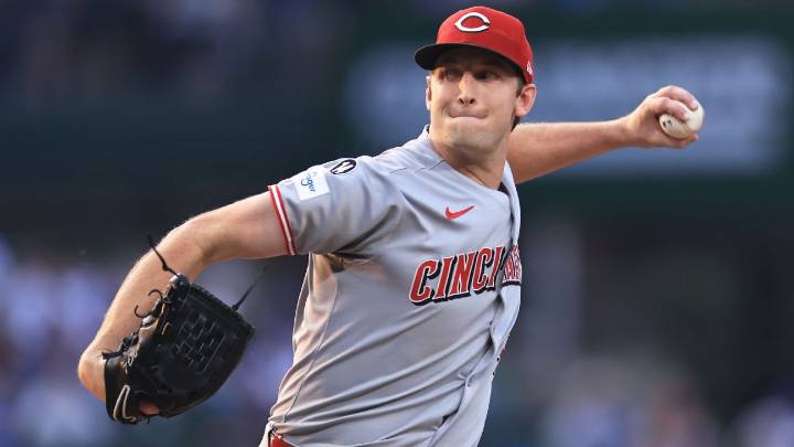 Reds LHP Nick Lodolo scratched from start due to illness
