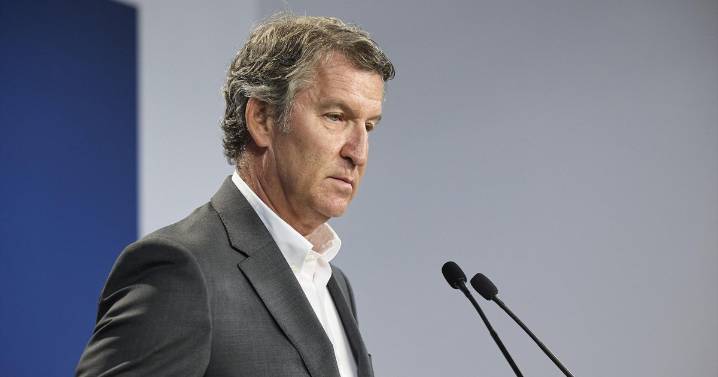 Feijóo acusa a Sánchez de atacar la separación de poderes para proteger a los suyos