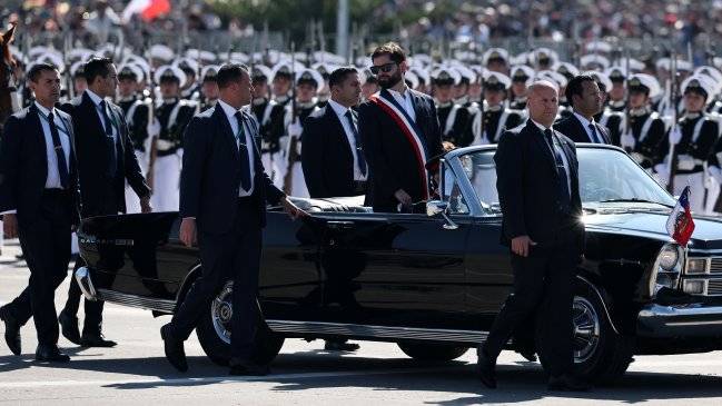 Parada Militar 2025: Más de 8.000 efectivos desfilan en el Parque O'Higgins