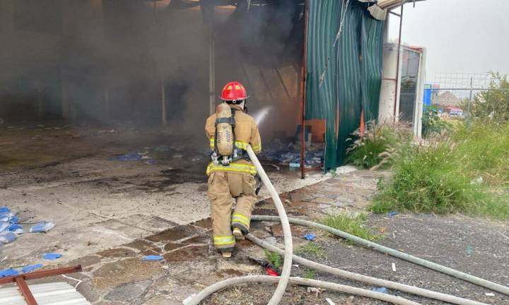 Sofocan incendio en Corregidora