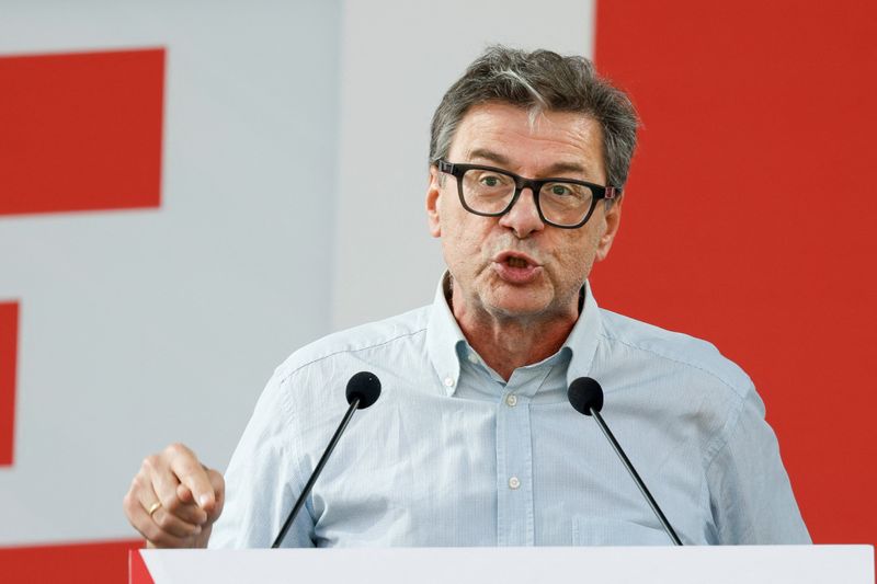 Italy wants domestic banks to help public finances, Finance Minister says
