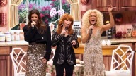 Golden Girls Tribute at Emmys: Watch Reba McEntire Sing Theme Song