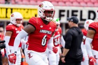 Deadspin | Louisville LB Stanquan Clark has leg surgery, likely done for year