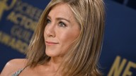 Jennifer Aniston hace su romance con Jim Curtis ‘oficial’ con una foto sutil