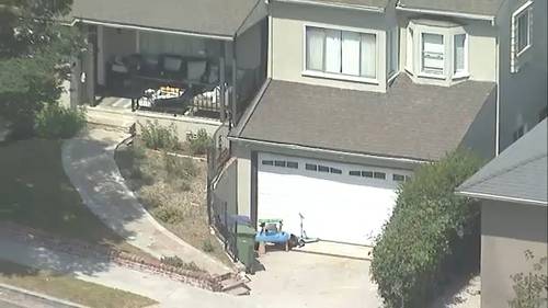 Father arrested after 1-year-old child found dead in car in View Park, deputies say