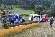 Urvan de transporte público choca en La Marquesa; hay 13 heridos