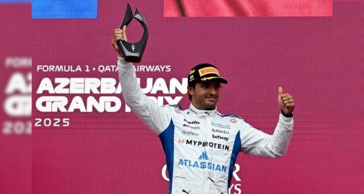 Carlos Sainz da un salto de calidad con Williams y brilla en Azerbaiyán