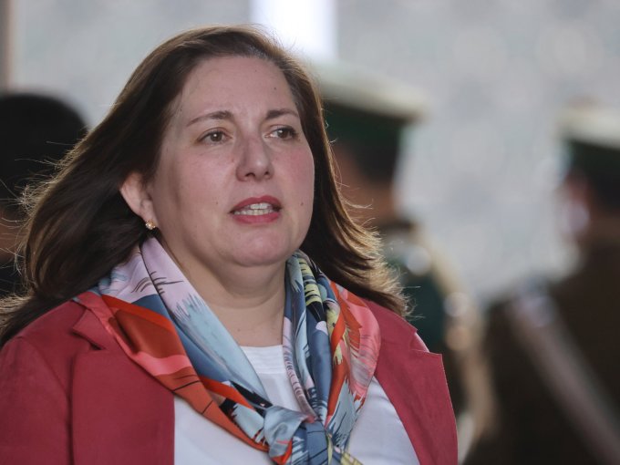 Presidenta del Partido Socialista se suma a las críticas hacia el Gobierno por eventuales recortes a Gores
