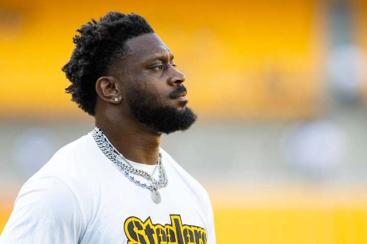 Star Steelers linebacker hit with huge fine for hit in Seahawks game