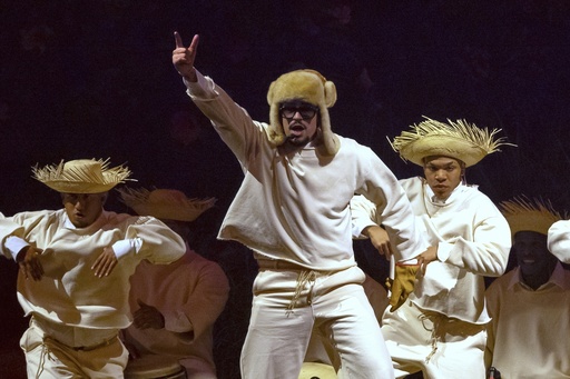 Couldn't make it to see Bad Bunny in Puerto Rico? He's livestreaming his last concert