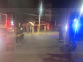 Incendio en El Pasito consume varios locales 