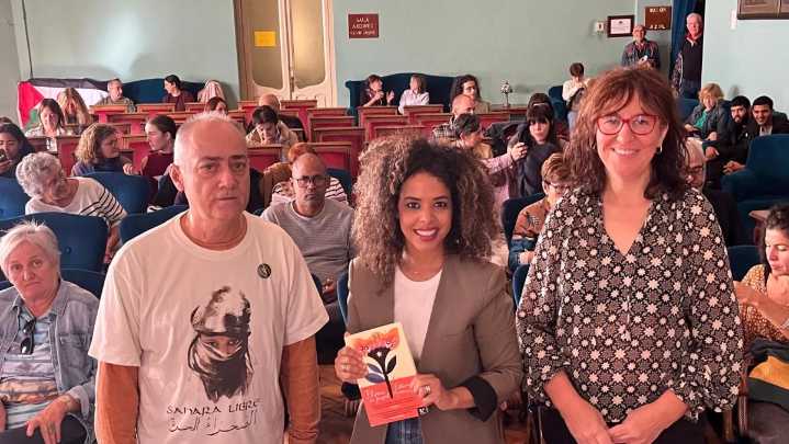 Ebbaba Hameida: "En el Sáhara son las mujeres quienes levantan la vida cotidiana y sostienen la resistencia"
