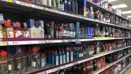 Desde los licores hasta las motos de alto cilindraje: estos son los bienes y servicios que pagarían más IVA y consumo con la nueva tributaria