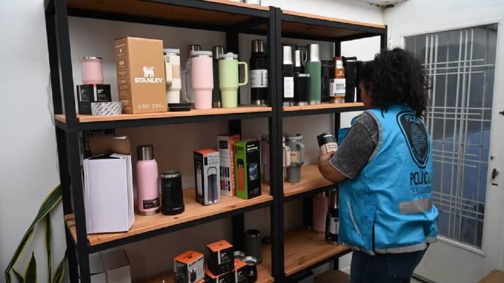 Secuestraron más de 12 mil termos y mates truchos por un valor de $500 millones: eran peligrosos para la salud