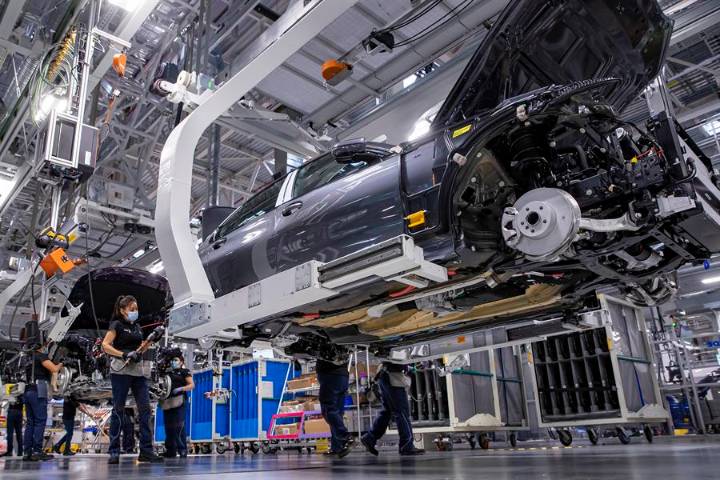 México espera una "consideración" de EE.UU. frente a los aranceles a vehículos pesados