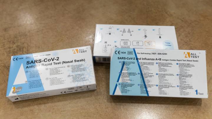 La venta de test covid crece un 15% en Aragón: "En verano nos movemos más y eso genera preocupación"