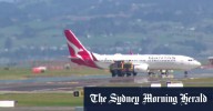 ‘Mayday’: Qantas flight issues emergency call over Tasman Sea