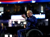 La increíble historia Greg Abbott: el accidente que marcó su vida y su millonaria indemnización