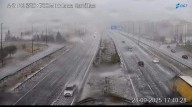 Las afecciones de la intensa lluvia y granizo en Zaragoza: el tranvía cortado, un paso subterráneo anegado...