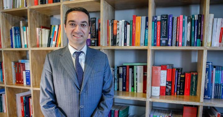 Vincenzo Mongillo, profesor italiano de Derecho Penal: “La relación entre política y justicia es siempre delicada”