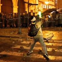 Peru anti-government protesters clash with police