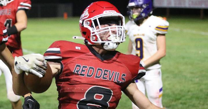 ‘All three phases’ help Hall pull out win: NewsTribune football notebook