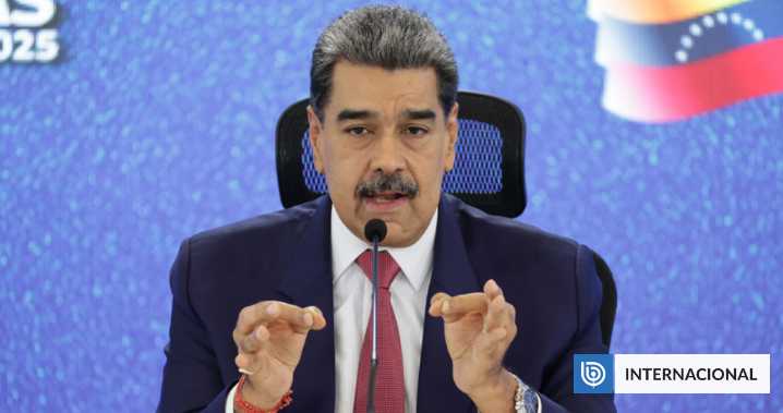 Maduro anuncia que militares enseñarán "manejo de armas" en comunidades venezolanas