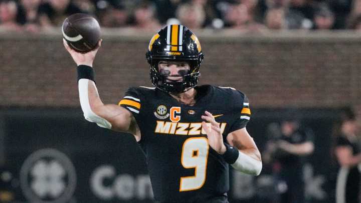 UMass at Missouri odds, picks and predictions