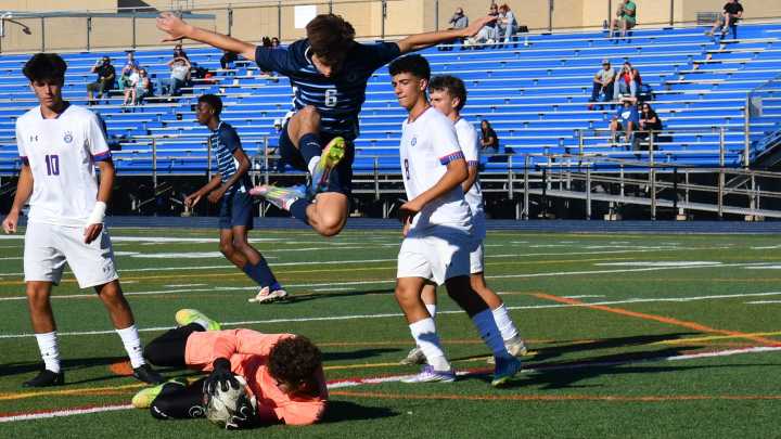 HS boys soccer: Shawnee feels right at home in win over Washington Township