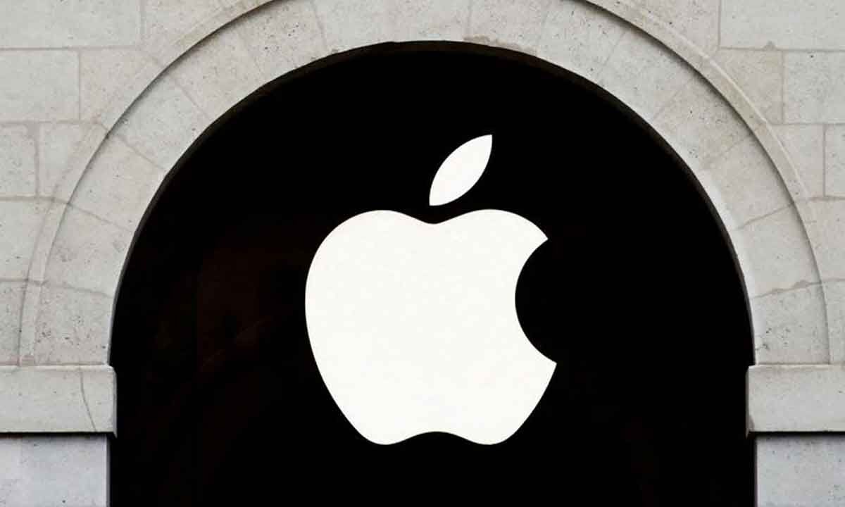 Apple Urges EU to Reconsider Digital Markets Act, Citing Security Risks and Feature Delays