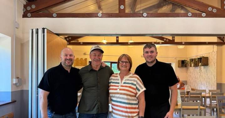 'We felt a connection' - meet the American couple who travelled all the way to a small café in Sutton in Ashfield
