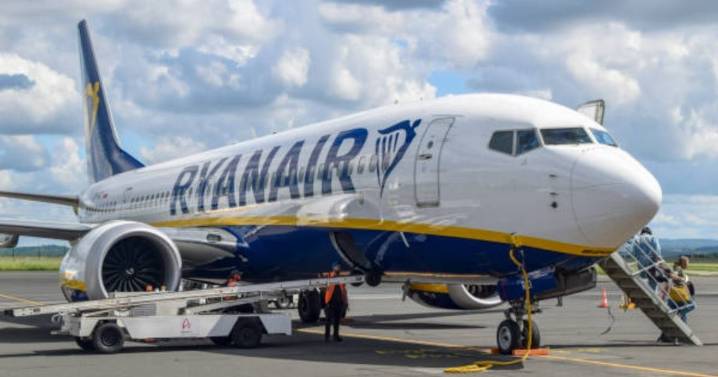 Ryanair warning over boarding rule change from November