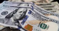 Qué significan las nuevas restricciones del BCRA para quienes compren dólares oficiales