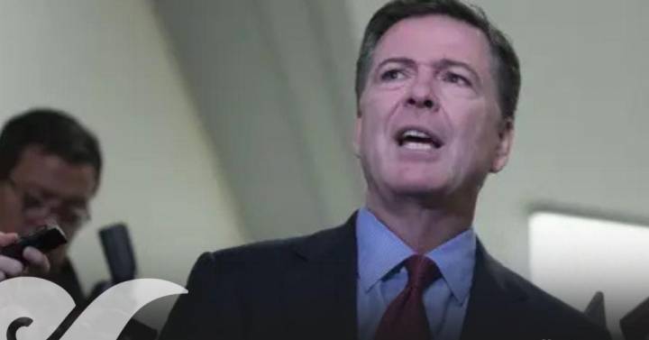 Imputan al exdirector del FBI que investigó a Trump por presuntos vínculos con Rusia