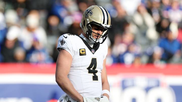 Derek Carr: I'm still training, won't say I'd never come back