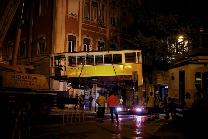 Identificado como herido el padre de un niño alemán que se dio por muerto en el accidente del funicular en Lisboa