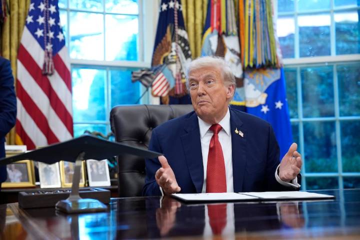Donald Trump impondrá aranceles del 100% a los medicamentos importados