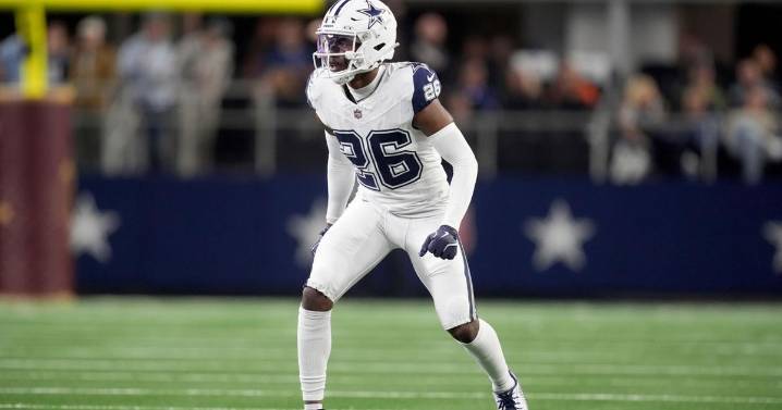 Cowboys sign NFL pick-six record-holder DaRon Bland to $92 million, 4